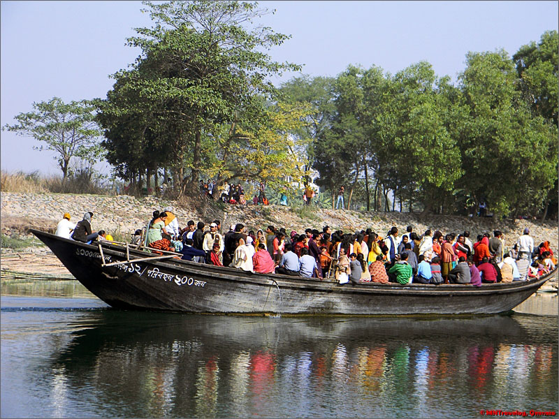 Ferry ride to Navadvip ghat from hular ghat mntravelog
